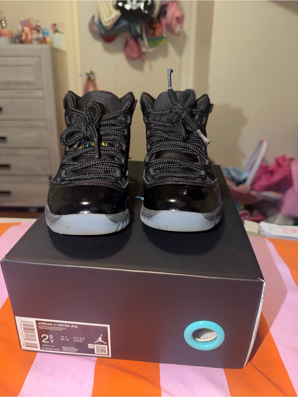 Jordan Black & Light Gray Kids' High-Top Sneakers Gamba